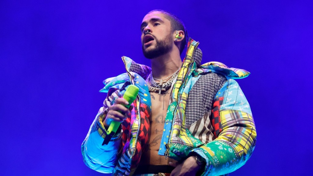 Bad Bunny Brings Out Post Malone During Historic Set – The Hollywood Reporter