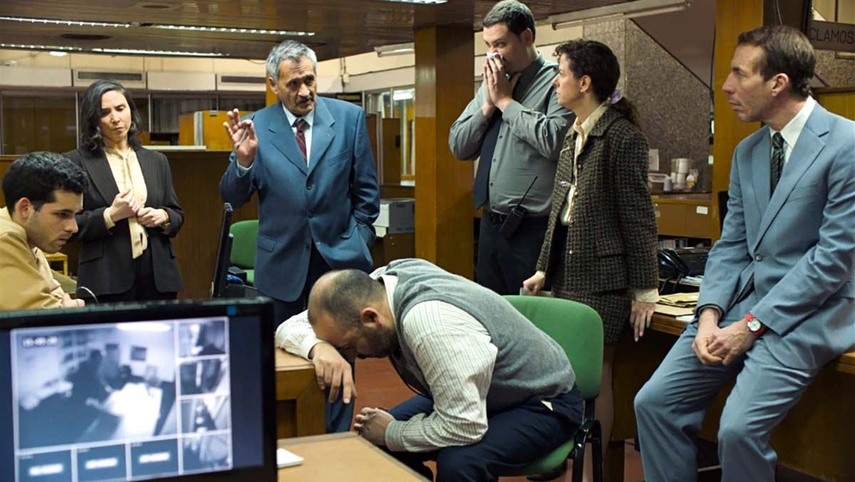 ‘The Delinquents’ Is A Genius Argentine Tragicomedy On The Elusive Nature Of Freedom [Cannes Review]