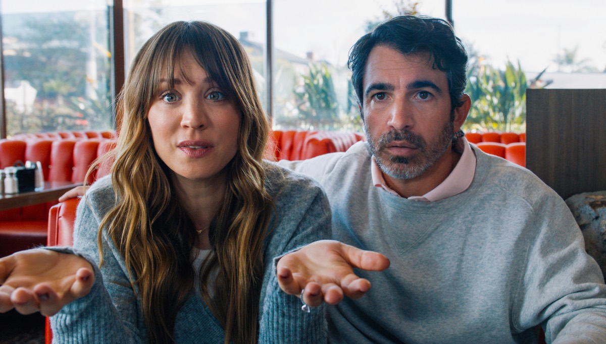 Kaley Cuoco & Chris Messina Star In Dark Comedy About America’s True Crime Obsession