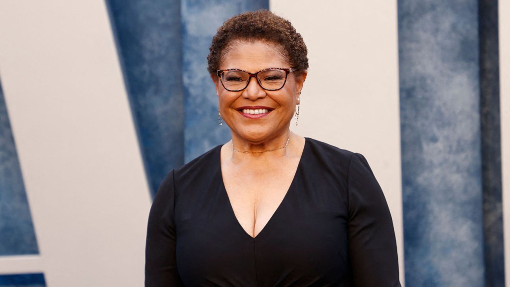 Karen Bass Willing to “Personally Engage” in WGA, AMPTP Negotiations – The Hollywood Reporter