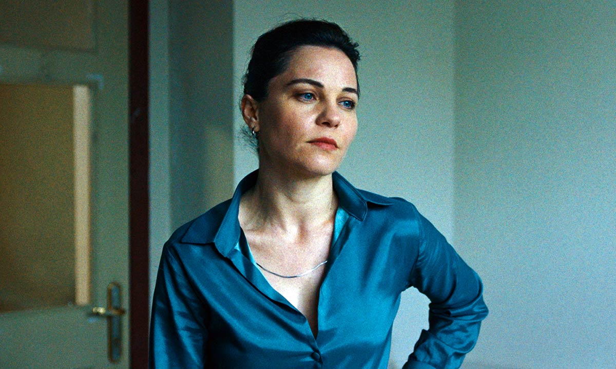 Tülin Özen‘s Striking Performance Drives Selman Nacar’s Gripping 24-Hour Moral/Legal Drama [Venice]