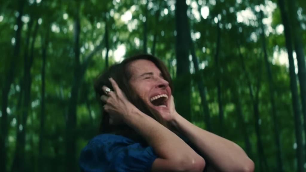 Julia Roberts and Ethan Hawke Face Doomsday in Leave the World Behind Trailer