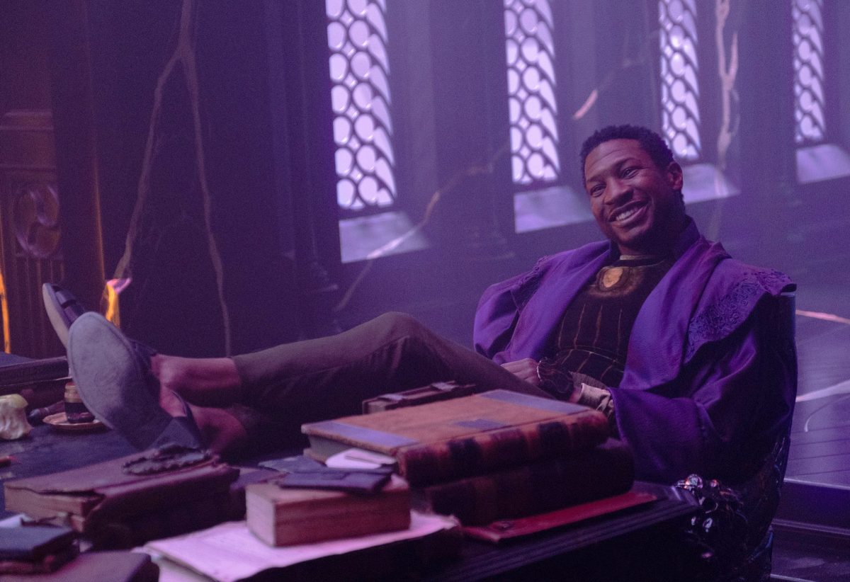 ‘Loki’ Writer Says Series Didn’t Have Any Reshoots After Jonathan Majors Controversy