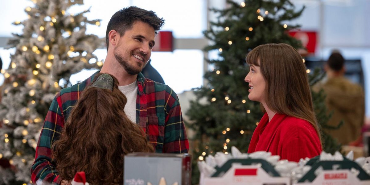 Robbie Amell Takes to the Ice in ‘EXmas’ BTS Sneak Peek