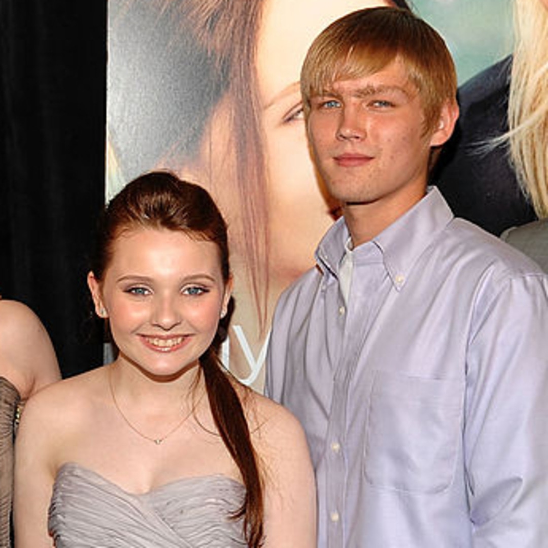 Abigail Breslin Mourns Death of Former Costar Evan Ellingson