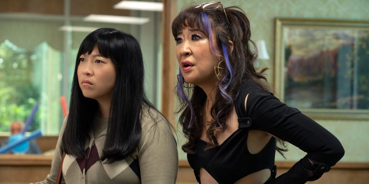 Sandra Oh & Awkwafina Have Great Chemistry In Energetic Comedy