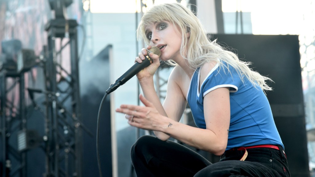 Hayley Williams Rejects Home State Honor in Support of Allison Russell – The Hollywood Reporter