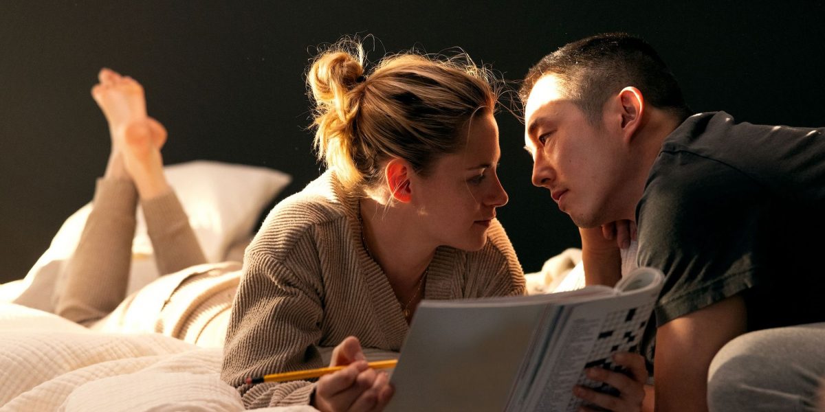 Kristen Stewart & Steven Yeun Lead A Flat, Hollow Sci-Fi Romance