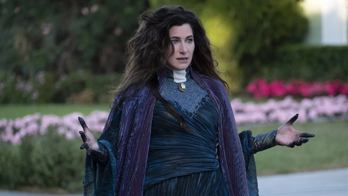 Kathryn Hahn’s MCU Villain Will Assemble A Team Of “Covenless Witches” In Upcoming Disney+ Series