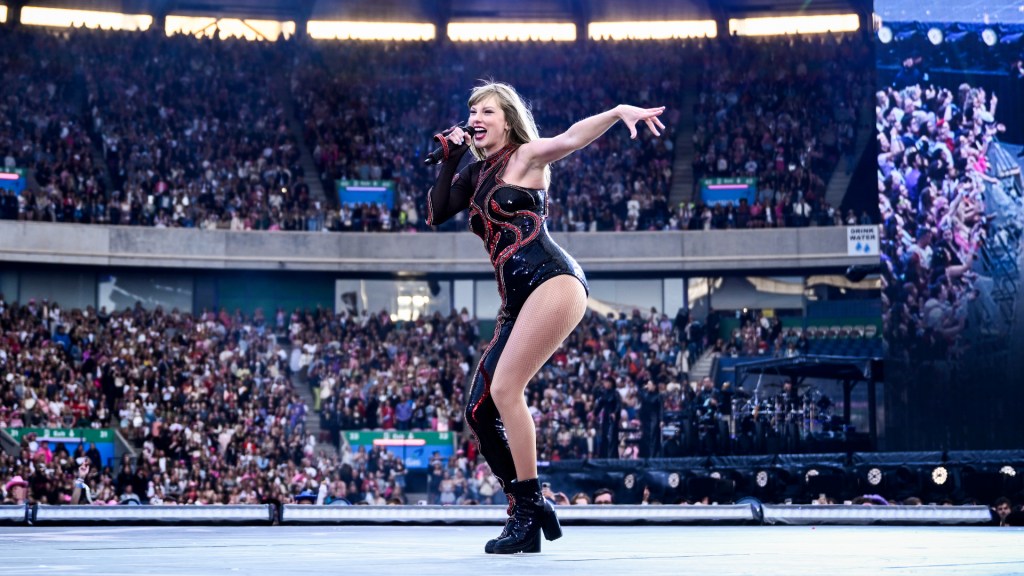 Taylor Swift’s Dancing Fans Trigger Seismic Activity in Edinburgh