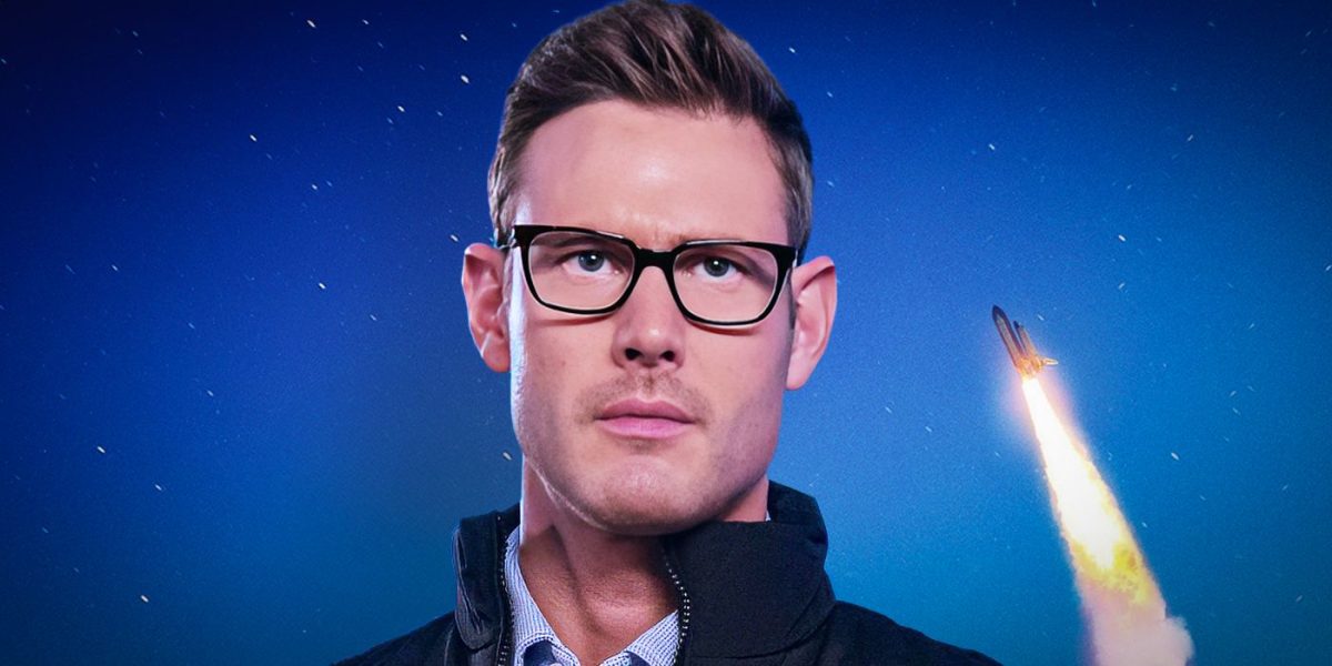 Tom Hopper on the Party Animal Trapped Inside His ‘Space Cadet’ Character