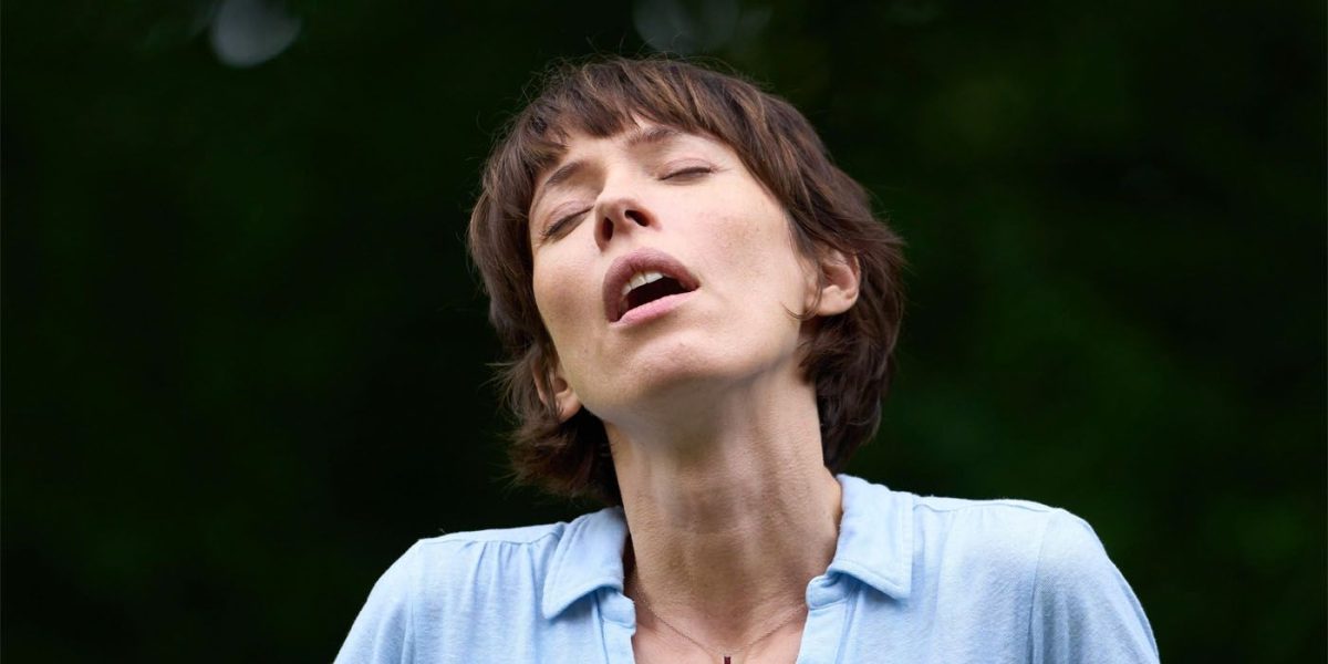 ‘The Listeners’ Review – Rebecca Hall Powers a Thought-Provoking Mystery