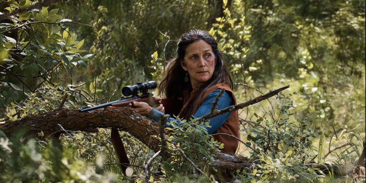 ‘Die Alone’ Review – Carrie-Anne Moss Zombie Horror Movie Is 2024’s Surprise Stand-Out